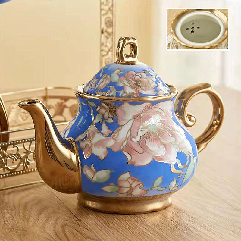 Théière Anglaise en Porcelaine 900 ml – Fleurs Dorées sur Bleu Royal