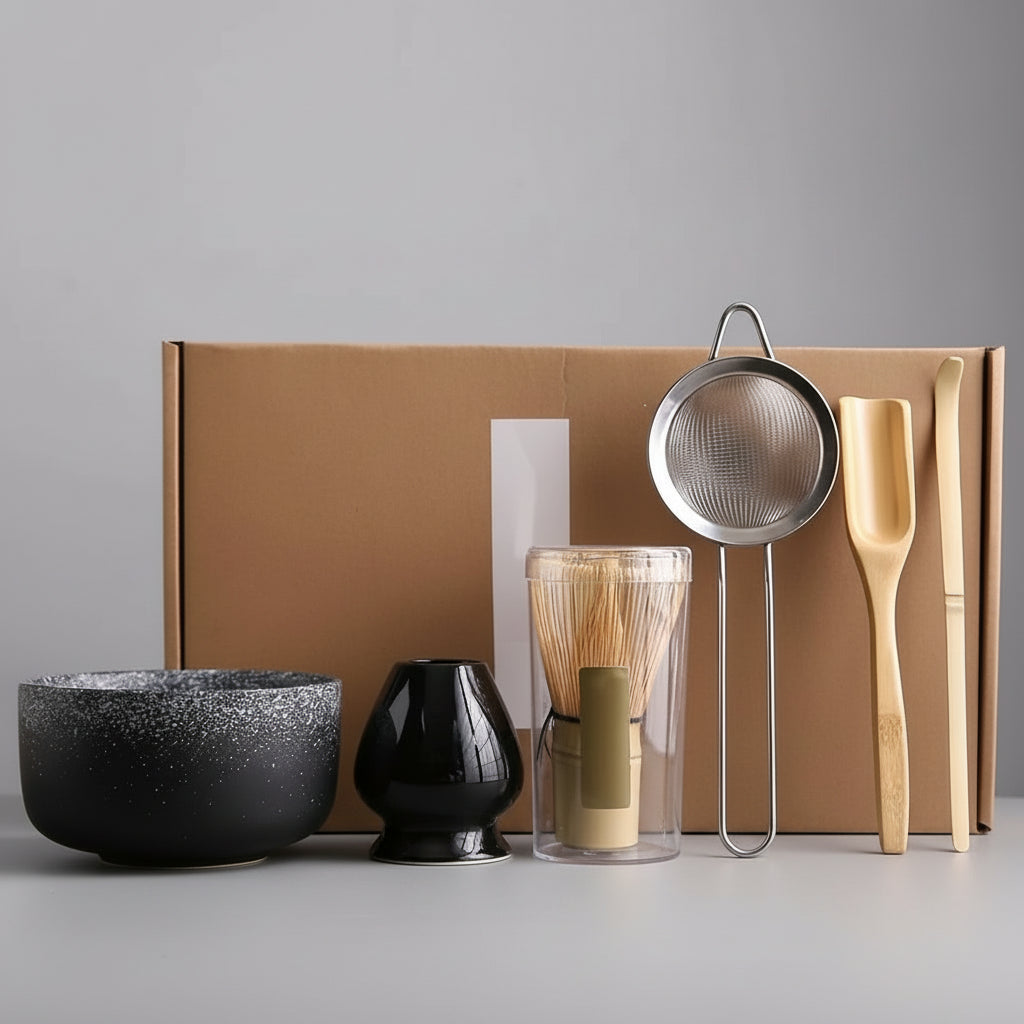 Set matcha bol noir étoilé en céramique avec chasen, chashaku et tamis inox